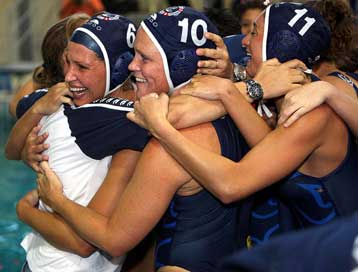 Τα… φυτώρια, η αγάπη στο πόλο και η ευχή για πολλά χρόνια πρωτιάς στον ΝΟΒ