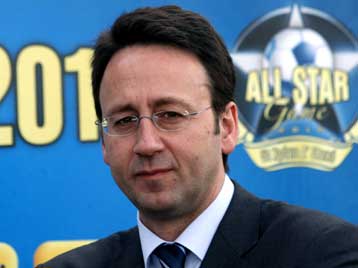 «Αν γίνονται επεισόδια θα υπάρχει αφαίρεση βαθμών» δήλωσε ο Πιλάβιος