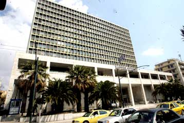 Στο μικροσκόπιο της Αντιτρομοκρατικής τα ευρήματα από τις γιάφκες