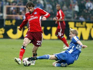 «Διπλό» του Αμβούργου επί της Μπόχουμ και έκτη θέση