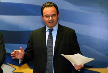 Σύσκεψη του Γ.Παπακωνσταντίνου με τους διευθυντές των ΔΟΥ την Τετάρτη