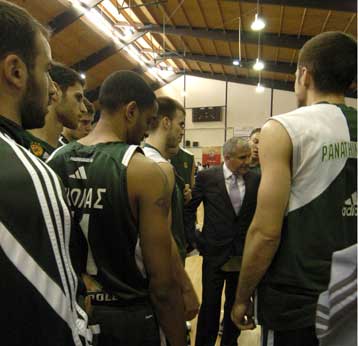 Με Γιαννακόπουλο και Ομπράντοβιτς η προπόνηση του Παναθηναϊκού