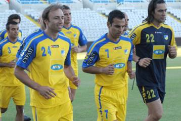 Μένουν στον ΑΠΟΕΛ Κόντης-Πουρσαϊτίδης