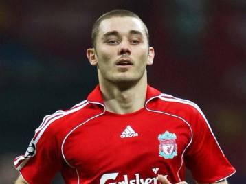 Πρόταση Ολυμπιακού για Αουρέλιο γράφουν οι Αγγλοι