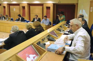 Την «κόκκινη γραμμή» απέναντι στον Καλλικράτη χάραξε η ΚΕΔΚΕ