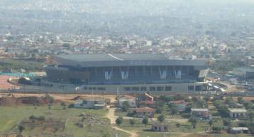 Στέγη στο κλειστό των Ανω Λιοσίων βρήκαν έξι Ομοσπονδίες