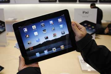Η Apple αναβάλλει για ακόμα ένα μήνα το διεθνές ντεμπούτο του iPad