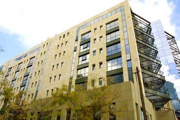 Απόσυρση διατάξεων «που μπλοκάρουν τις επενδύσεις» ζητά ο ΣΒΒΕ