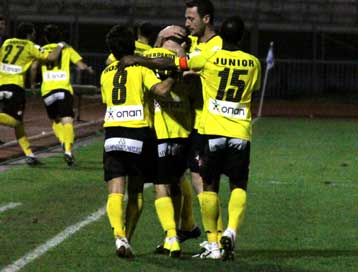 Διπλό στην Τούμπα και… πριμ υποσχέθηκε ο Παπουτσάκης