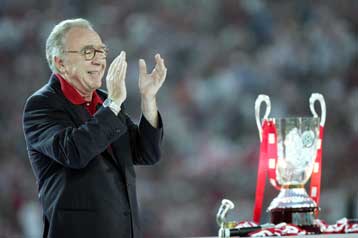 Ο Σωκράτης Κόκκαλης συμπλήρωσε 17 χρόνια στο τιμόνι του Ολυμπιακού