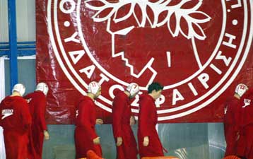 Αποχή κάνουν οι πολίστες του Ολυμπιακού, δέσμευση πληρωμών από τη διοίκηση