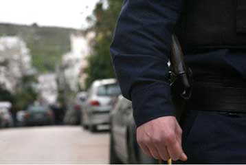 Αστυνομικός σκότωσε τη σύζυγό του και μετά αυτοκτόνησε