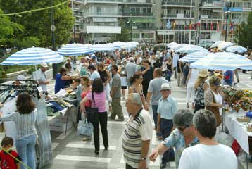 Αλλαζει ο τρόπος παροχής αδειών μικροπωλητών