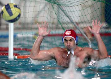 Επιβεβαίωση Δεληγιάννη για το οικονομικό πρόβλημα στο πόλο του Ολυμπιακού