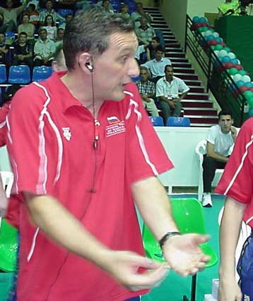 Προς τον Ιταλό Καπράρα στρέφεται η Ομοσπονδία βόλεϊ για την Εθνική γυναικών