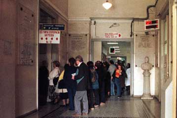 Οι Έλληνες πιο ανήσυχοι μεταξύ των «27» για τη νοσοκομειακή τους περίθαλψη