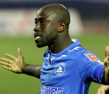 Δεν εμπνέει ανησυχία η κατάσταση του Ντιέ μετά τον τραυματισμό του