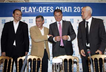 Ντέρμπι «δικεφάλων» και Αρης-Ολυμπιακός στα πλέι οφ