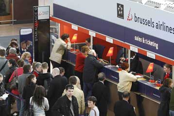 Σταδιακή αποκατάσταση της εναέριας κυκλοφορίας στην Ευρώπη από την Τρίτη