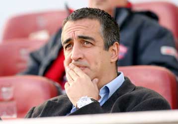 «Ευκαιρία για ισονομία στο ποδόσφαιρο η οικομική κρίση» σύμφωνα με τον Τσακίρη