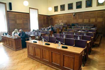 Αρχίζει την Τετάρτη η εξέταση πολιτικών προσώπων για την υπόθεση Siemens