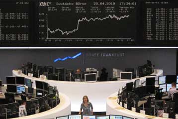 Κέρδη στα ευρωπαϊκά χρηματιστήρια και τη Γουόλ Στριτ την Τρίτη