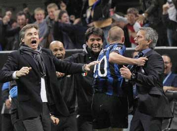 O Mουρίνιο δίνει από 50% πιθανότητες πρόκρισης και μιλά για το επεισόδιο Μπαλοτέλι