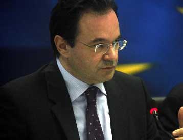 Το υψηλότερο έλλειμμα δεν αλλάζει τον στόχο για το 2010, λέει η κυβέρνηση