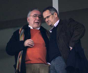 Έδωσε κατευθύνσεις αλλά δεν πήγε Λίγκα ο Κόκκαλης