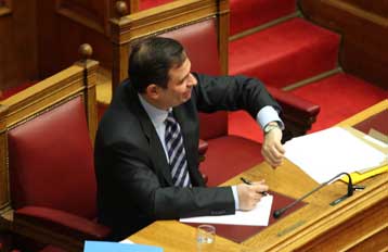 Δεκατρείς γιατροί ελέγχονται για υπόθεση δωροδοκίας από φαρμακευτική εταρεία