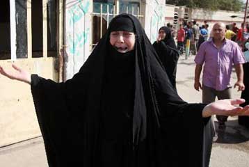 Δεκάδες νεκροί από βομβιστικές επιθέσεις στο Ιράκ