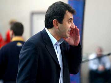 Τιμωρία πέντε αγωνιστικών στον Στράντζαλη