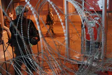 Απέρριψε η κυβέρνηση της Ταϊλάνδης και νέo αίτημα των διαδηλωτών για εκλογές