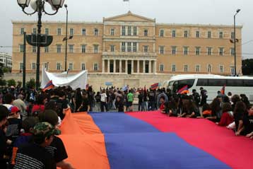 Πορείες σε Αθήνα και Θεσσαλονίκη για τη γενοκτονία των Αρμενίων