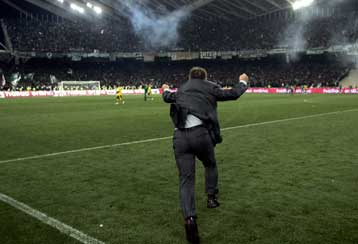 Γλυκό δώρο το νταμπλ για Νιόπλια, αφιερωμένο στον κόσμο από Τζόρβας