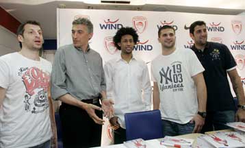 Και πρωτάθλημα και Ευρωλίγκα θέλουν οι «ερυθρόλευκοι»