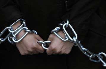 Οι Έλληνες πρέπει να καταπιούν το «πικρό φάρμακο» για να υπερβούν την κρίση, λέει το ΔΝΤ