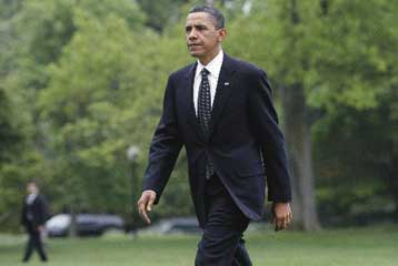 Ο Μπαράκ Ομπάμα «παρακολουθεί στενά» την ελληνική κρίση