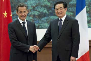 Δεν αποσπά κινεζικό «ναι» για κυρώσεις κατά του Ιράν ο Νικολά Σαρκοζί