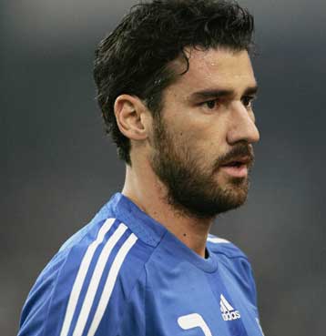 Τον Γιούρκα Σεϊταρίδη θέλει τουλάχιστον στην προετοιμασία ο Ρεχάγκελ