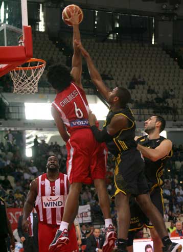 «Καρέ» της έδρας στην πρώτη μάχη των πλέι οφ της Α1