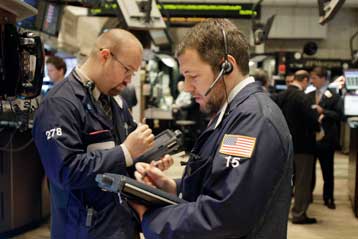 Κέρδη στα ευρωπαϊκά χρηματιστήρια και τη Γουόλ Στριτ την Πέμπτη