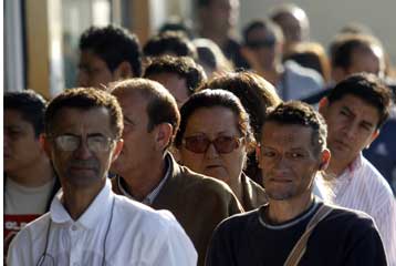 Στο 10% παρέμεινε το Μάρτιο η ανεργία στην Ευρωζώνη, σύμφωνα με τη Eurostat