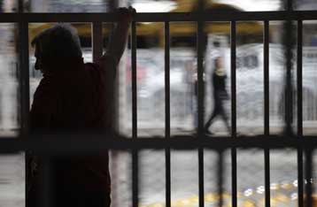 Πληθαίνουν οι φωνές διαμαρτυρίας κατά του νόμου της Αριζόνας για τους μετανάστες