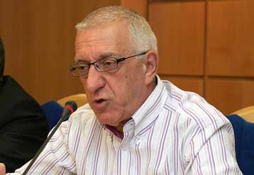 Τη συνδρομή της ΝΔ για αλλαγές στον «Καλλικράτη» ζήτησε ο Ν.Κακλαμάνης