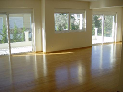 Υψηλές συγκεντρώσεις ρύπων από συνθετικά προϊόντα στα νεόδμητα διαμερίσματα, διαπιστώνει μελέτη του ΤΕΙ