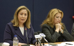 Συγχωνεύσεις και καταργήσεις φορέων, ανακοίνωσε η υπουργός Υγείας και Κοινωνικής Αλληλεγγύης