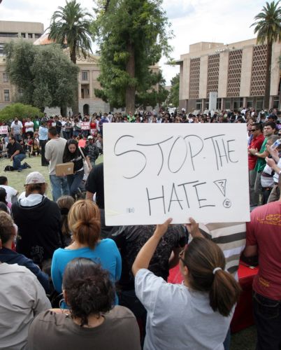 Επικυρώθηκε η απόφαση για τη μη εφαρμογή του αντιμεταναστευτικού νόμου της Αριζόνας