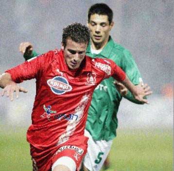 Κοιτάζουν τον Παπάζογλου του Πανσερραϊκού στον ΟΣΦΠ