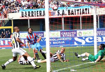 Κορυφή για την Ίντερ με τις… ευλογίες της Λάτσιο, Γιουβ-END-ους από την Ευρώπη